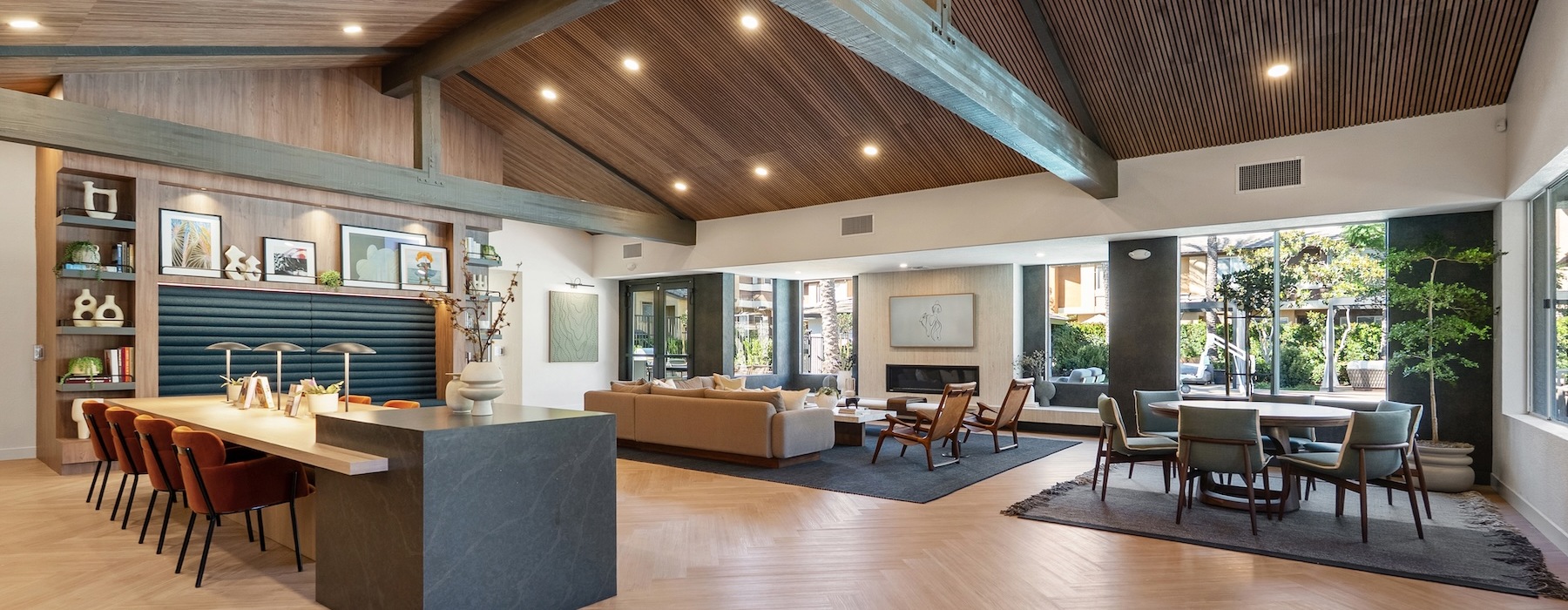 lounge with modern decor and ample seating